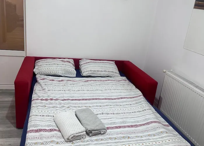 Piata Libertatii 2 * Timişoara